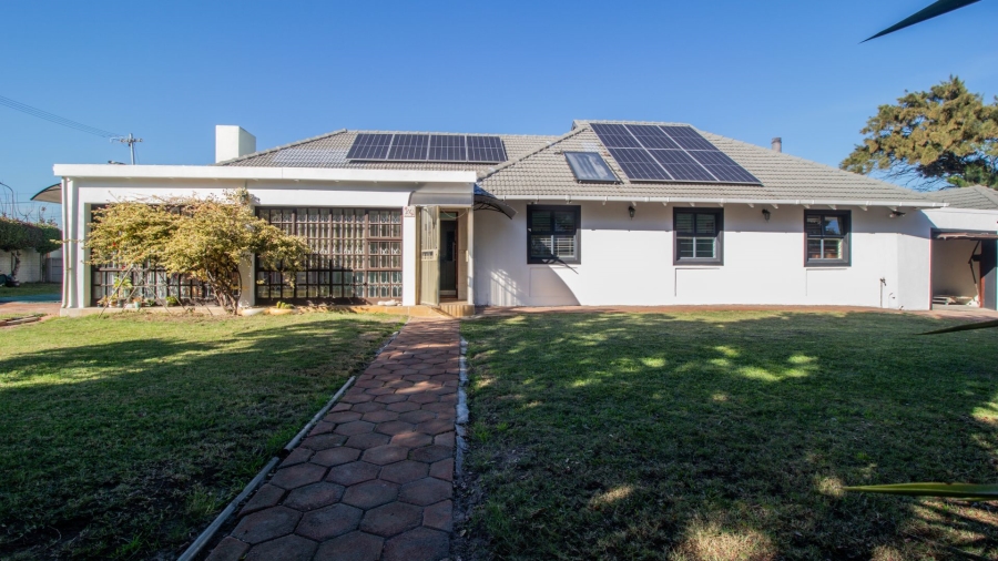4 Bedroom Property for Sale in Pinelands Western Cape